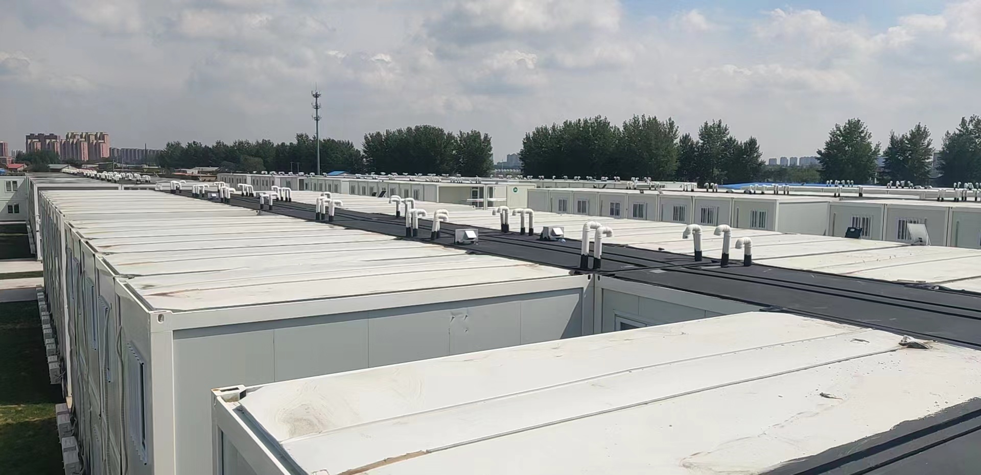 眾志成城，共同抗疫！廣恒防水馳援遼陽方艙醫(yī)院項目。